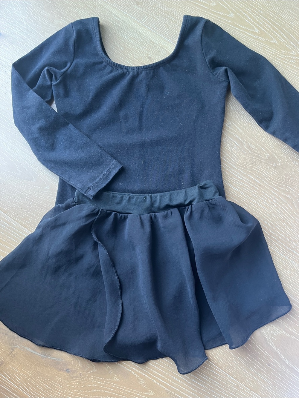Girls' Long-Sleeve Black Dance Dress with Chiffon Skirt